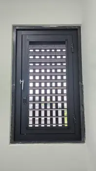 活動百葉窗
